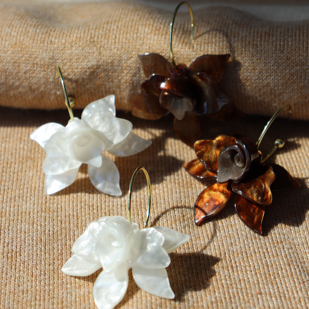 Handcrafted Gardenia Earrings in white lotus